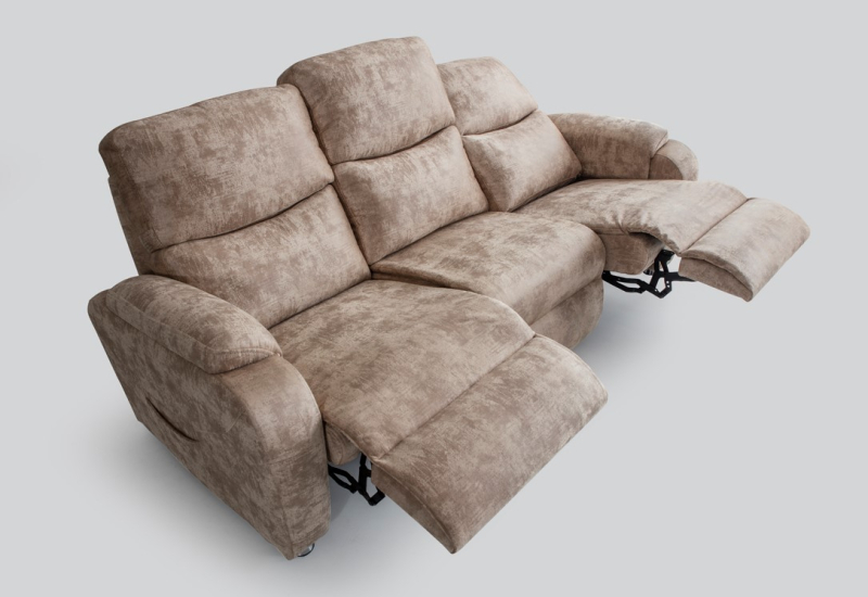 VENÜS ÜÇLÜ SİNEMA KOLTUK